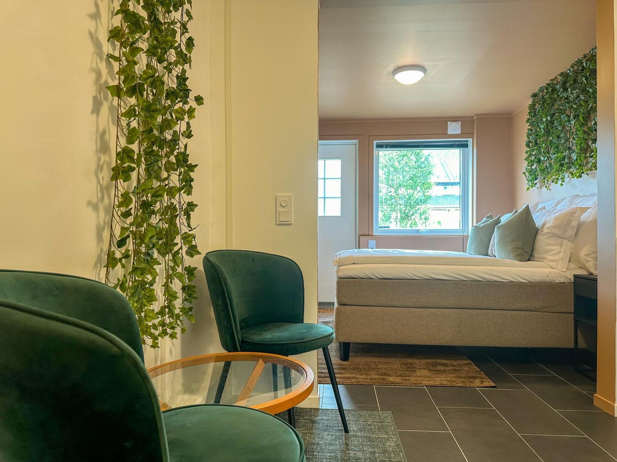 Perfect For Couples - Free Parking & Near Attractions Leilighet Tromsø Eksteriør bilde
